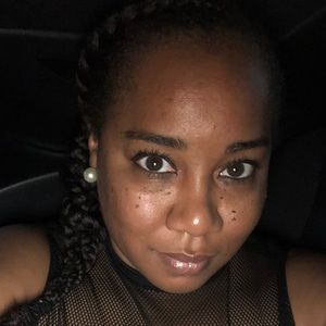 Meet your Posher, Kay